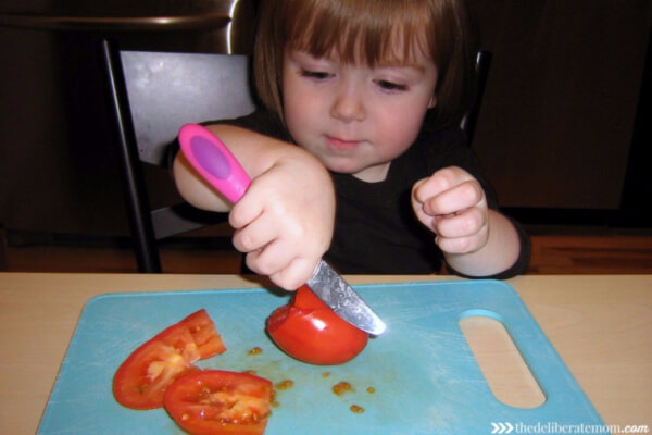 Get your kids busy in the kitchen! Cooking with kids doesn't have to be overwhelming! Check out these great tips for how to teach kids to cook!