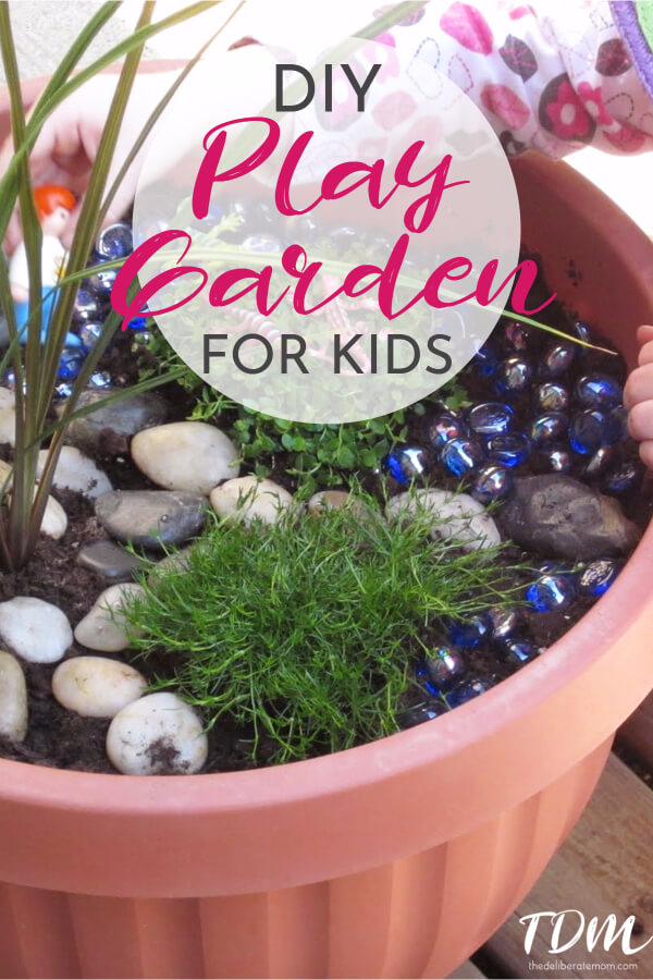Do you want an original play idea for your kids this summer? Check out these tips to create a fun and whimsical play garden for children (or fairies).