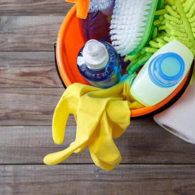 An Efficient Cleaning Routine {Free Cleaning Checklist Included}