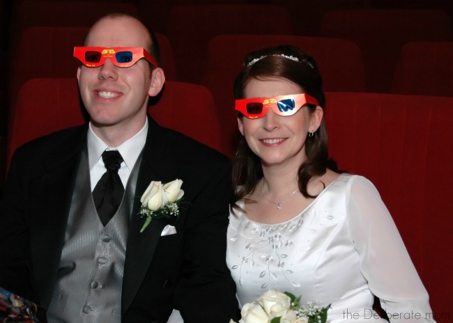 Got to have 3D glasses for your movie themed wedding! 