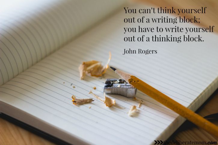 Do you ever put pen to paper (or fingers to keyboard) and freeze up? Check out these 10 fabulous quotes for writers that will inspire you to write today!