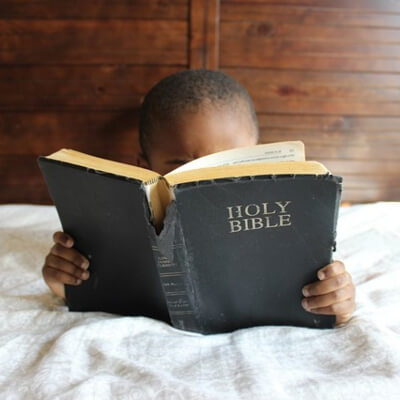 How to Build Your Child’s Faith While Homeschooling